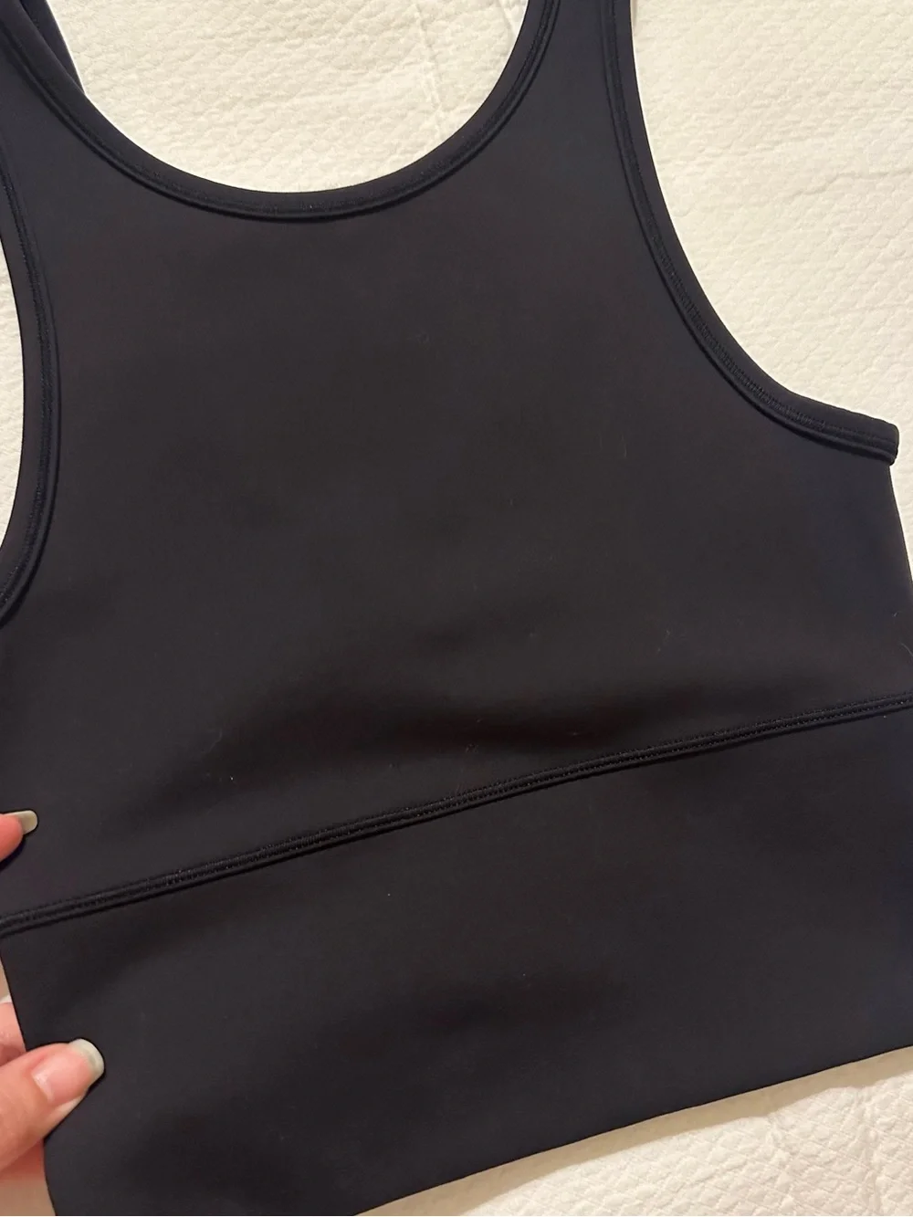 Lululemon Power Pivot Tank in Black SZ 4